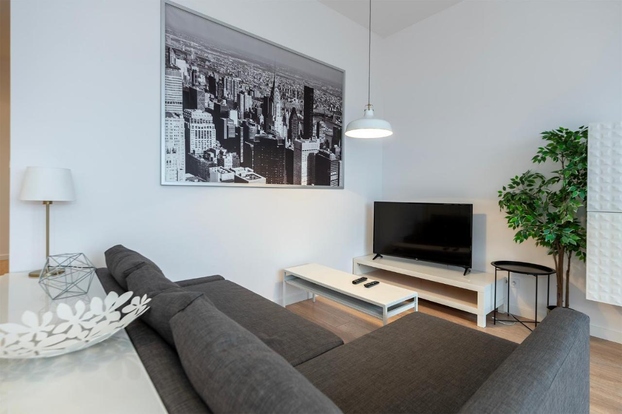 Penthouse With A View Of Lodz & Free Parkingアパートメント エクステリア 写真